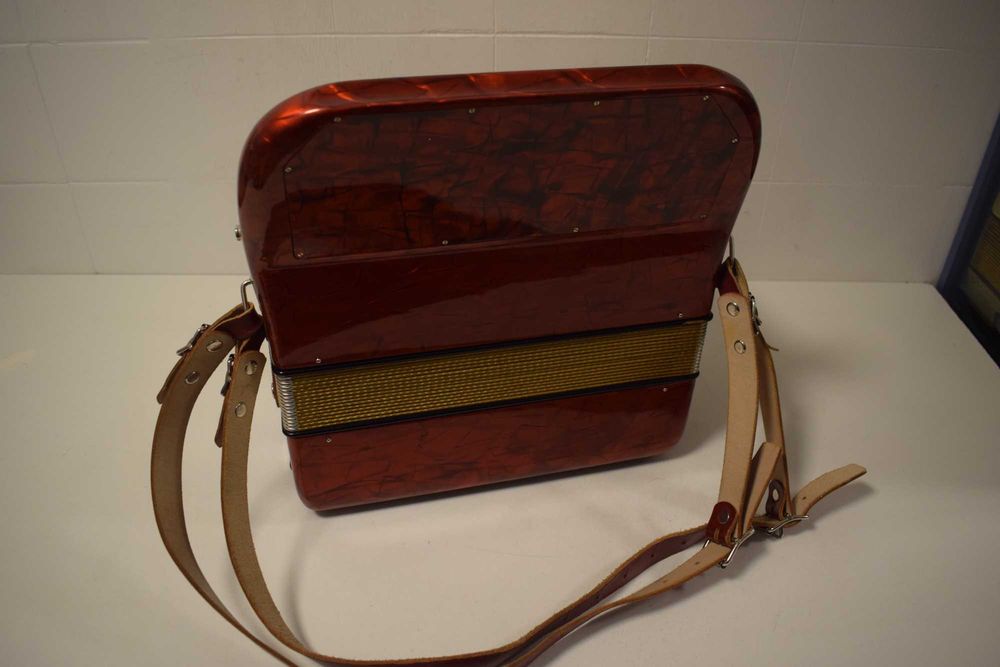 Acordeao Hohner Picolo 2 Voz. N 111