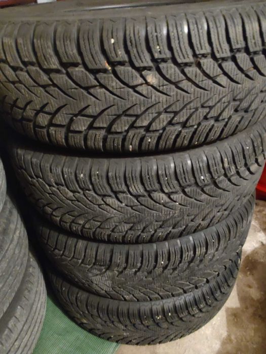 Opony zimowe 4 szt. x 225/65R17 NOKIAN Tyres WR SUV 4 106 H