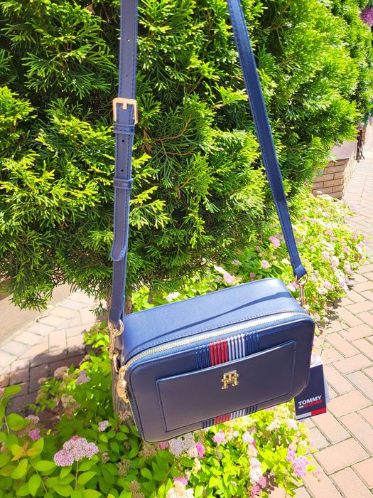Tommy Hilfiger cross body сумка через плече боді
