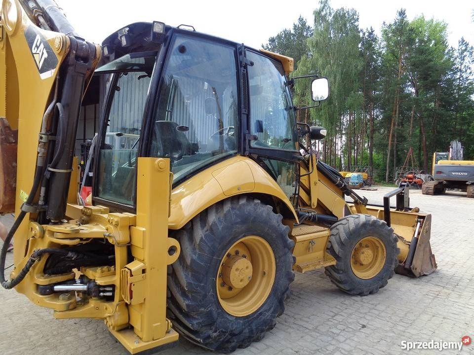 Трактор-экскаватор Caterpillar 428E