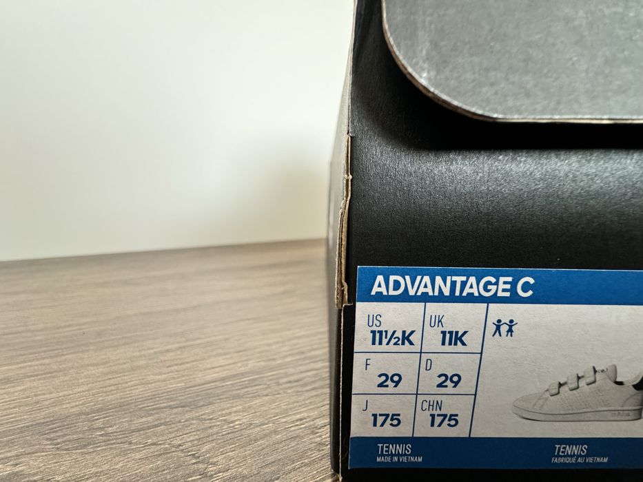 Кросівки, оригінал, в гарному стані, шкіра, 29, adidas