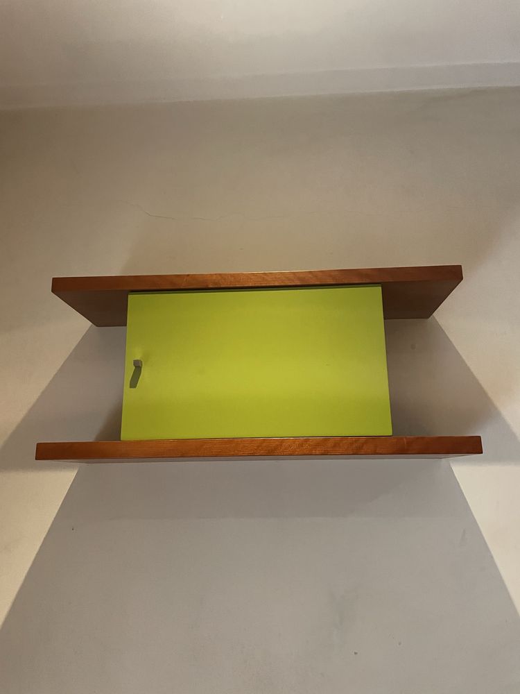 Cubo com gaveta e suportes laterais
