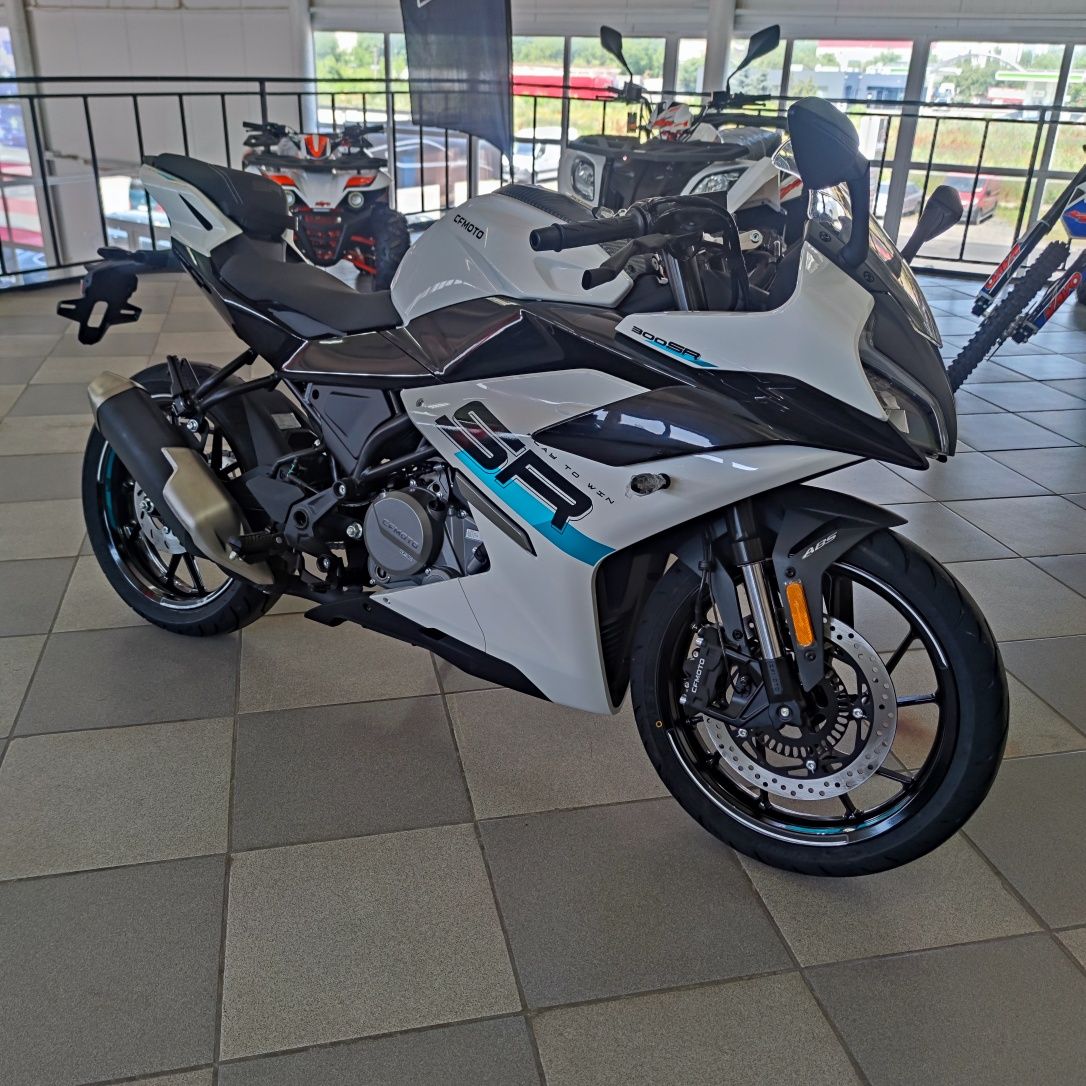 Мотоцикл CFMoto 300