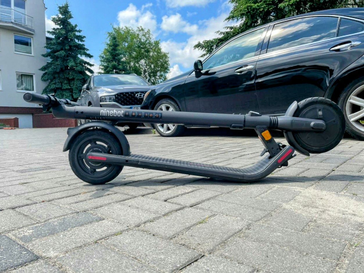 Ninebot KickScooter E25E