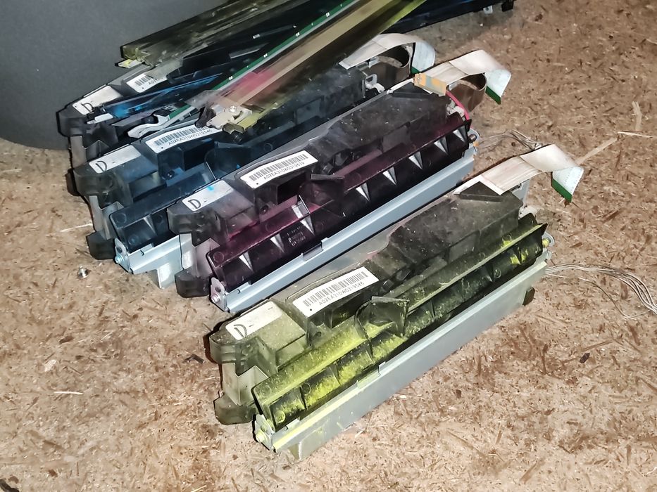 Bizhub C203 części developer laser proszek magnetyczny toner