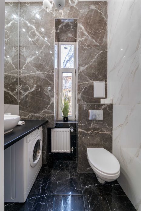 Апартаменти з ванною для 6 осіб по вул Леонтовича 5