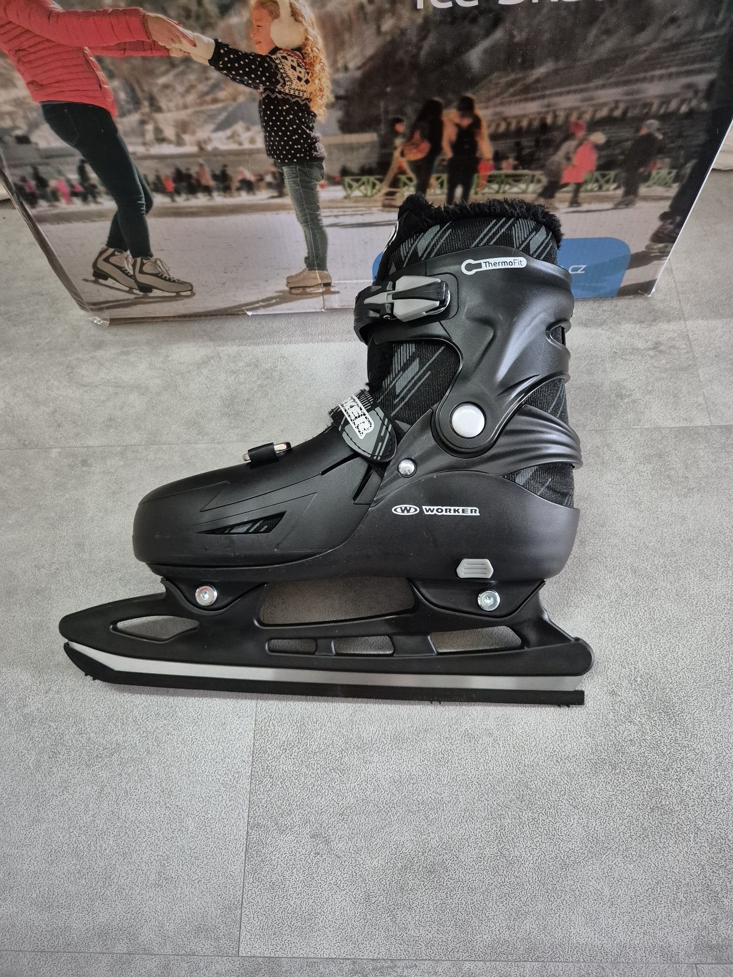 Łyżwy rekreacyjne WORKER Niorto Black R. 37-41 DWIE SZTUKI