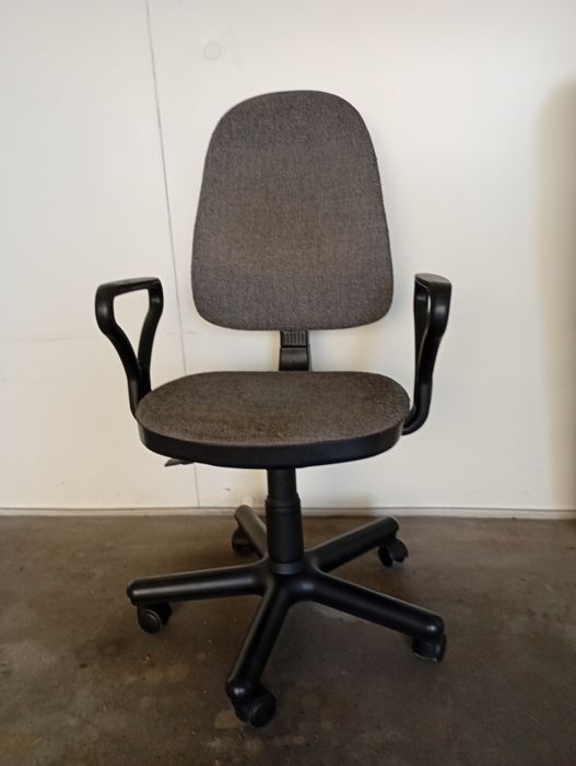 Fotel obrotowy biurowy