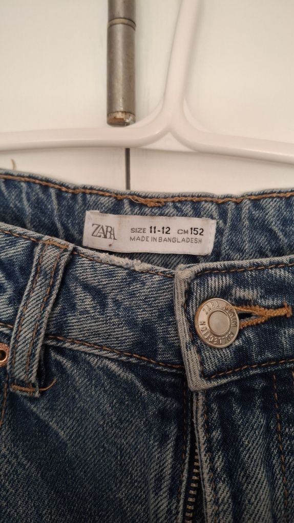 Calça de ganga menina corte "mom"