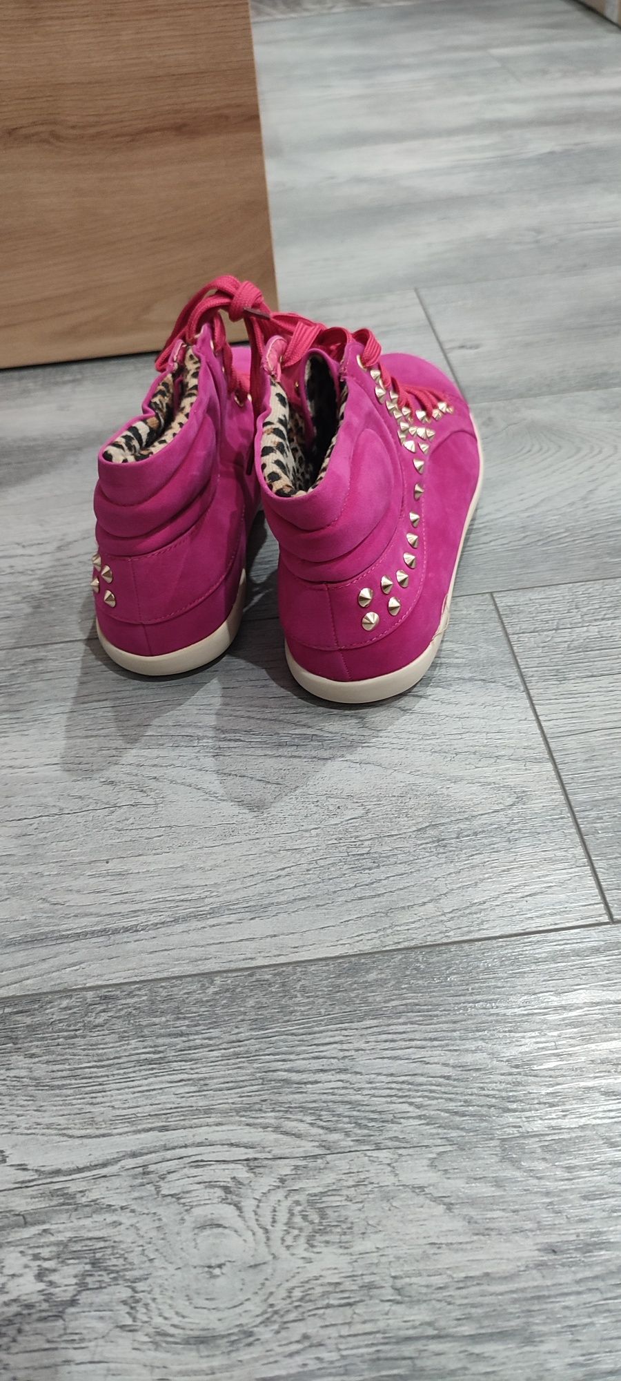Trampki damskie, tenisówki. Fuksja.  Roz. 40, 36