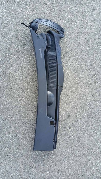 Жабо водовідливний щиток правий/лівий Touareg 2010-2017