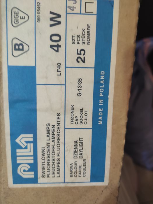 Świetlówki 40 Watt nowe pila 12szt