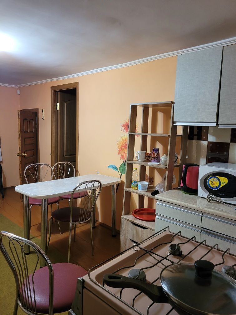 Оренда 1 км.кв.вул.Миру(в особняку),все необхідне,тільки 1 особу