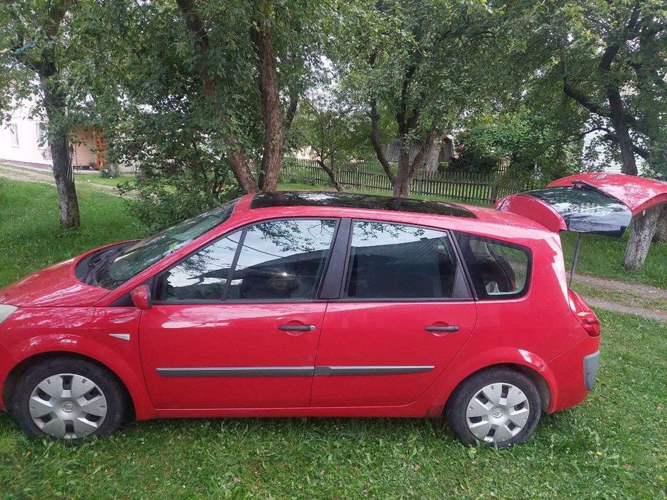 Продаю Рено Гранд Сценік 2007 власний автомобіль пригнаний для себе.