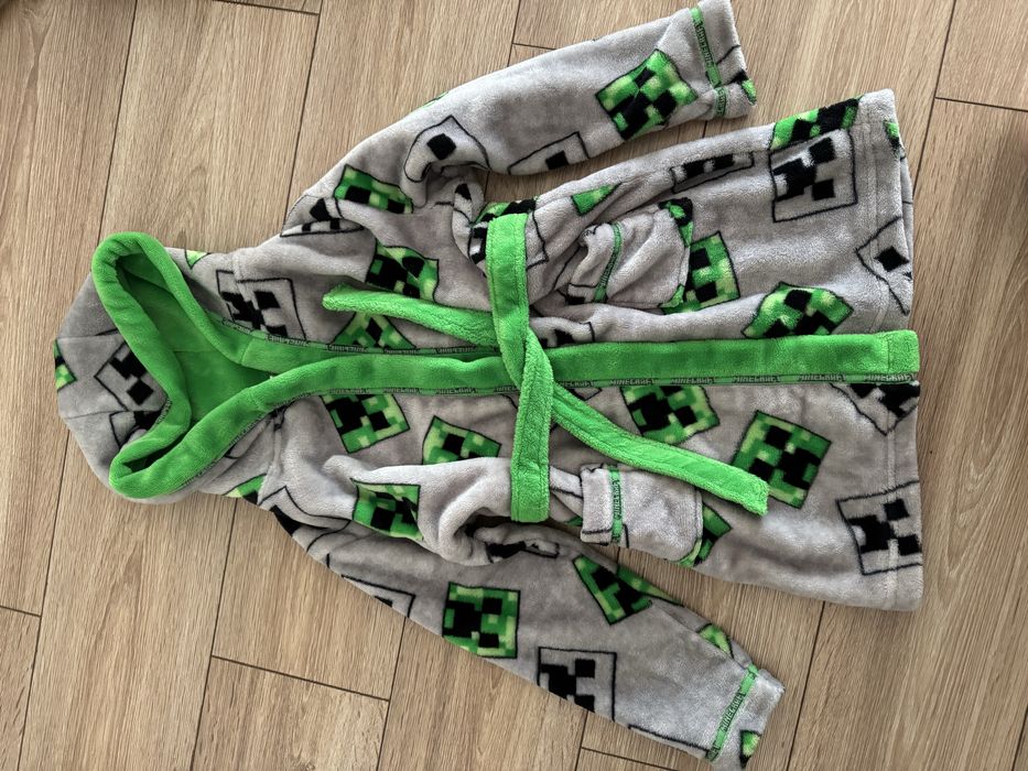 Дитячий халат на 6-7 років