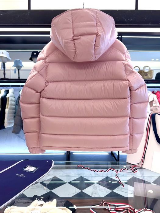 Жіноча куртка женская куртка пуховик Монклер Moncler
