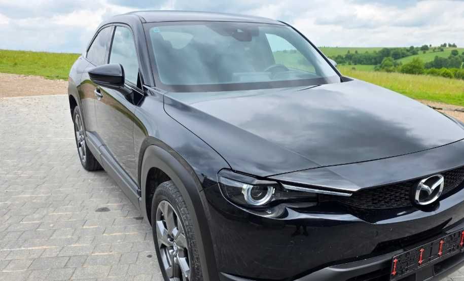 Бампер передній Mazda MX-30 розборка Mazda MX-30