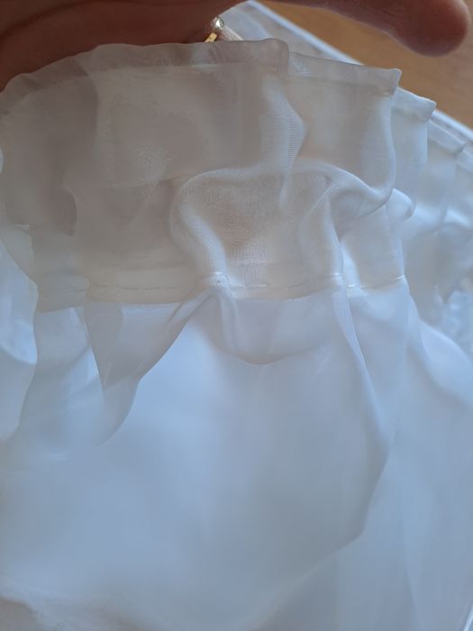 Firana biała woal obszyta białą lamówką