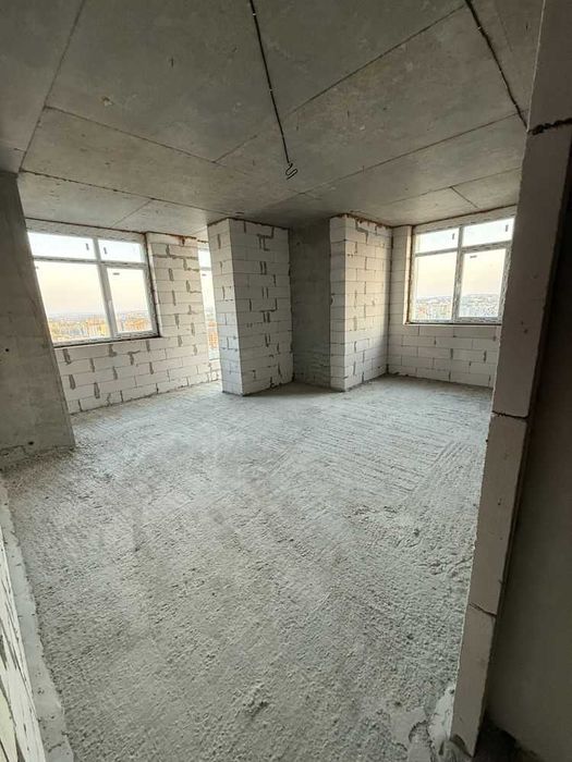 ПРОДАЖ 2-кімнатної квартири на Виставці