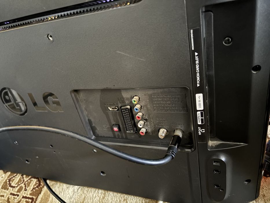 Telewizor LED LG 32 cale z pilotem przywieziony z Niemiec