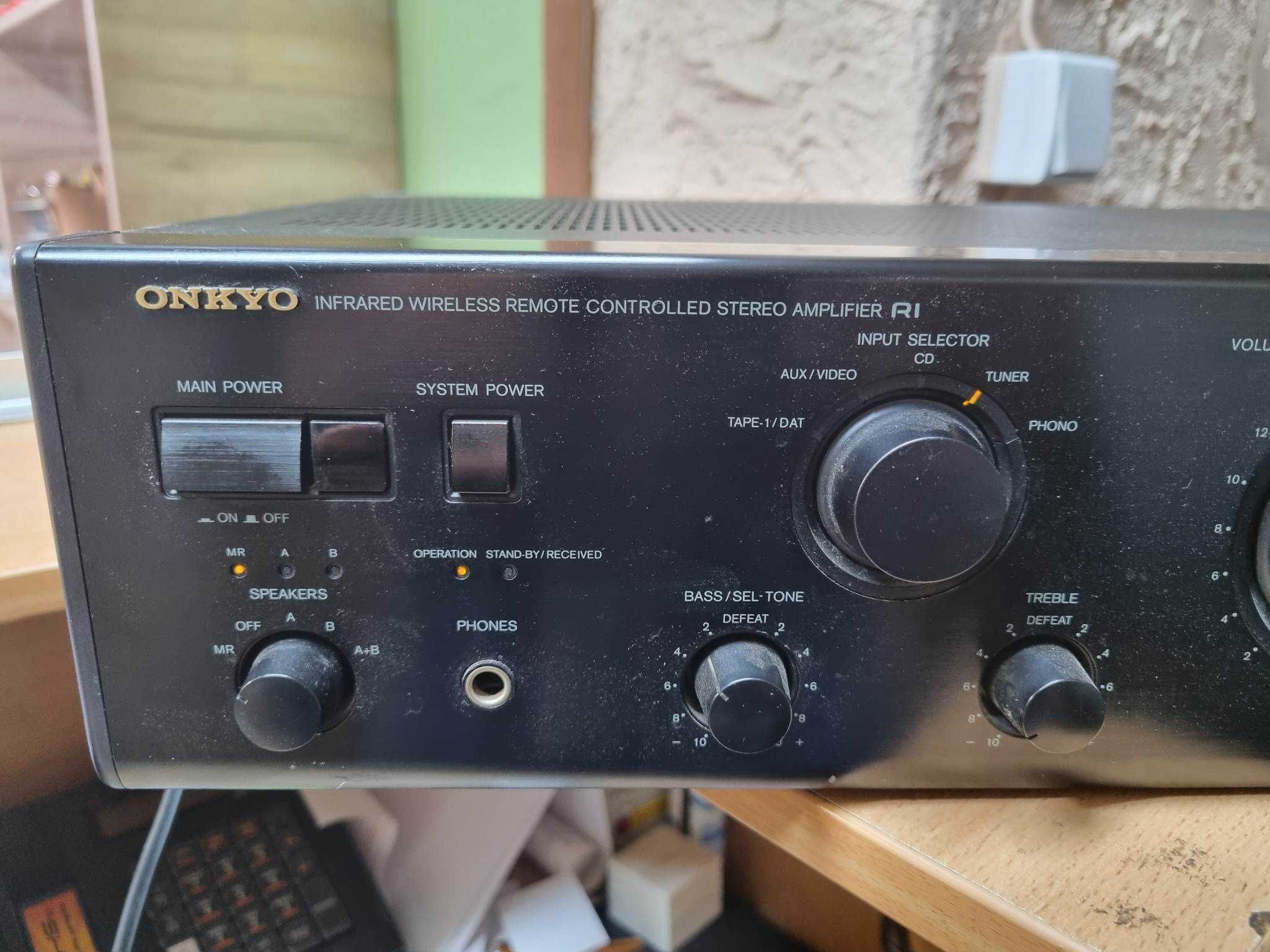 Wzmacniacz ONKYO A-803