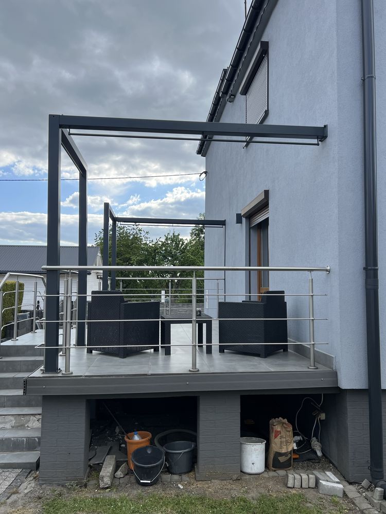 Balustrady / Balustrada / Filary / Taras / Balkon. Ksztalt litery L