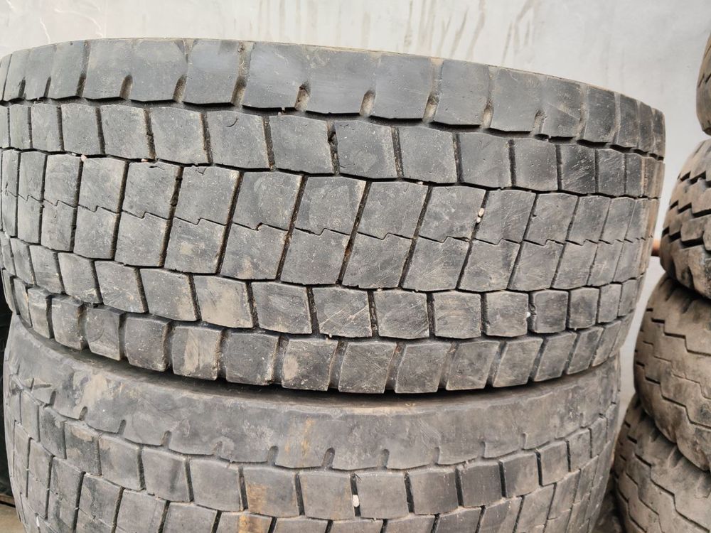 Шини Bridgestone 315/70 r22.5