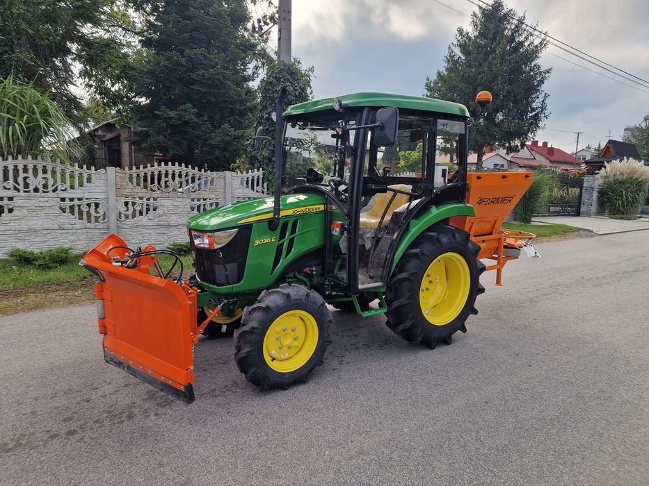 Traktor  John Deere 3036E nowy zestaw komunalny z Gwarancją