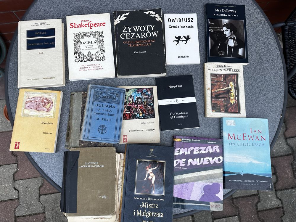 Sprzedam książki vasari książki dla dzieci bułhakow shakespeare