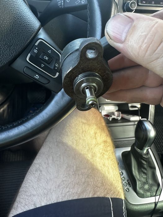 Дачик датчик тиску палива пежо 406 2.0 hdi бош