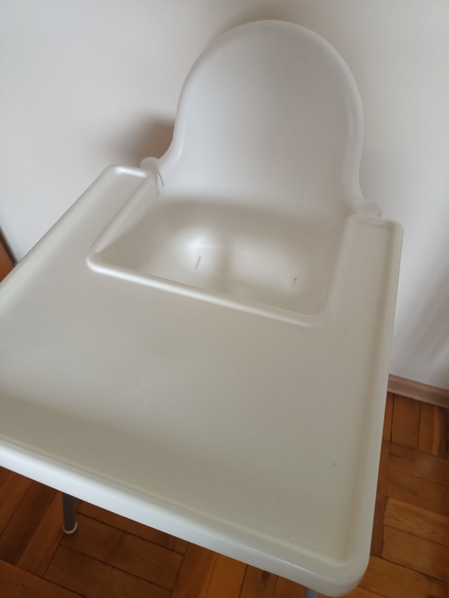 Krzesełko Ikea białe