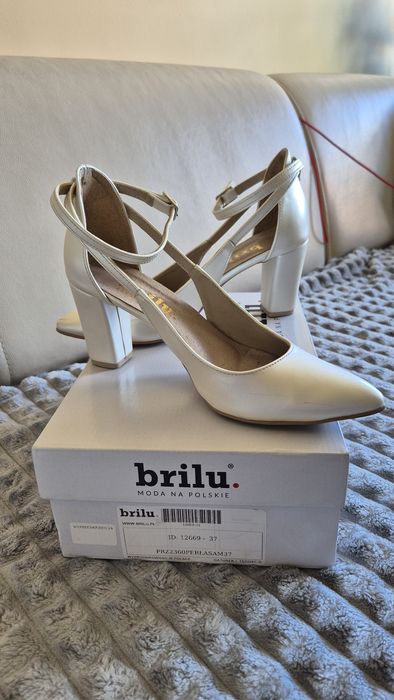 Buty śllubne perłowe