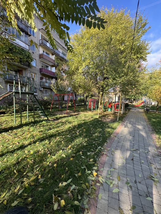 Продаж 3кім квартири в центрі міста