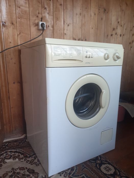 Продам  пральну машину  privileg