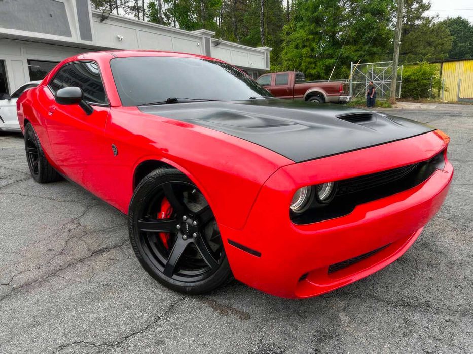 Dodge Challenger SRT Hellcat      2017