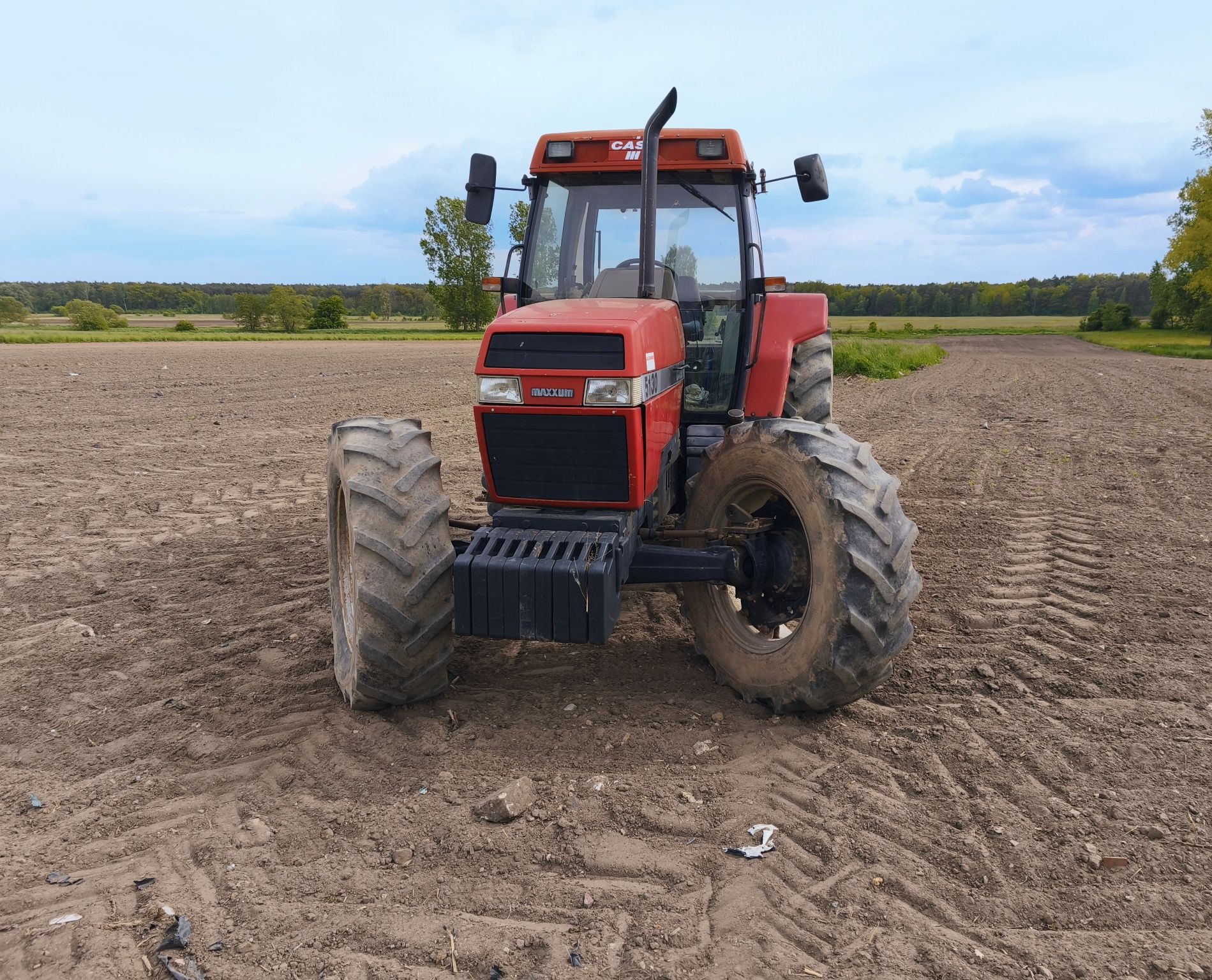 Ciągnik Case IH 5130, rewers, mechaniczna skrzynia biegów