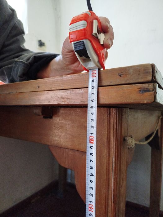 Міцний розкладний ретро стіл з натурального дерева