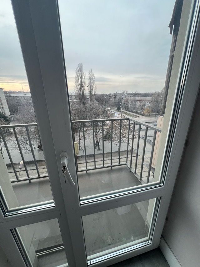 Продам 2х ком центр vip