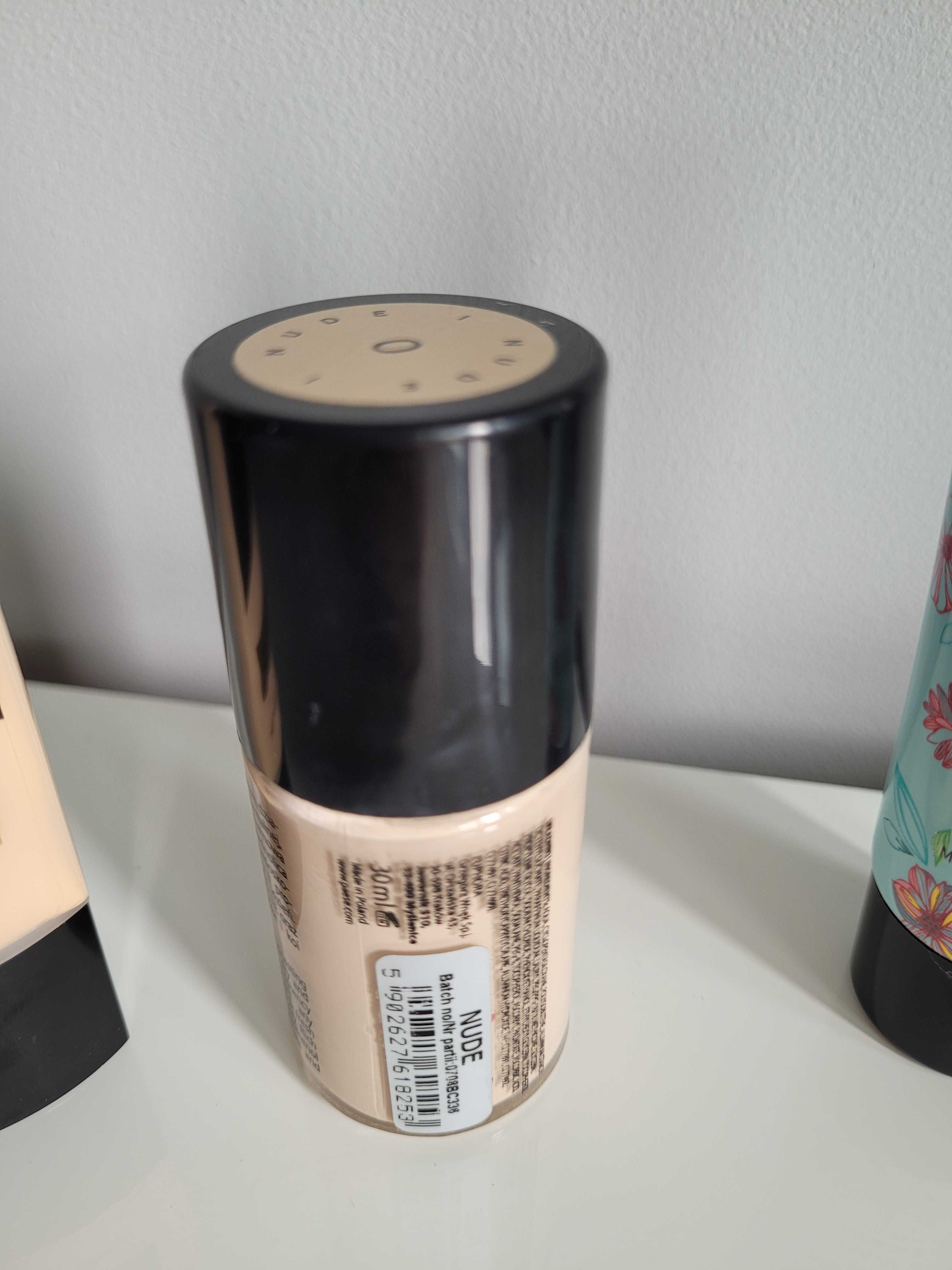 Podkłady Max Factor golden ivory 097 Paese nude BB cream kosmetyki