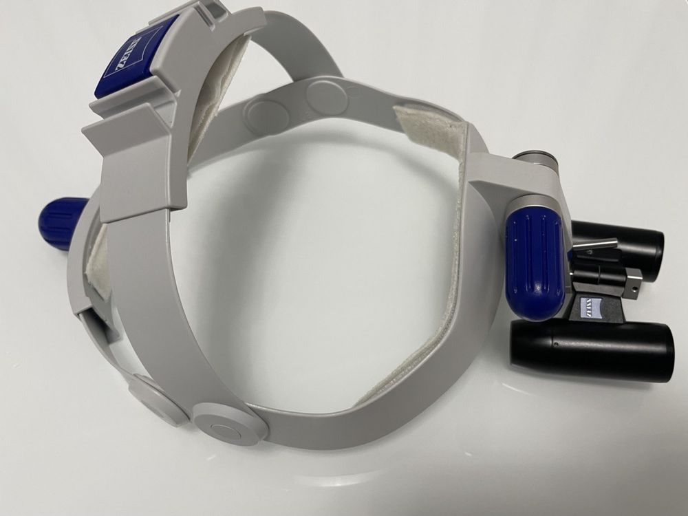 Бінокуляри ZEISS