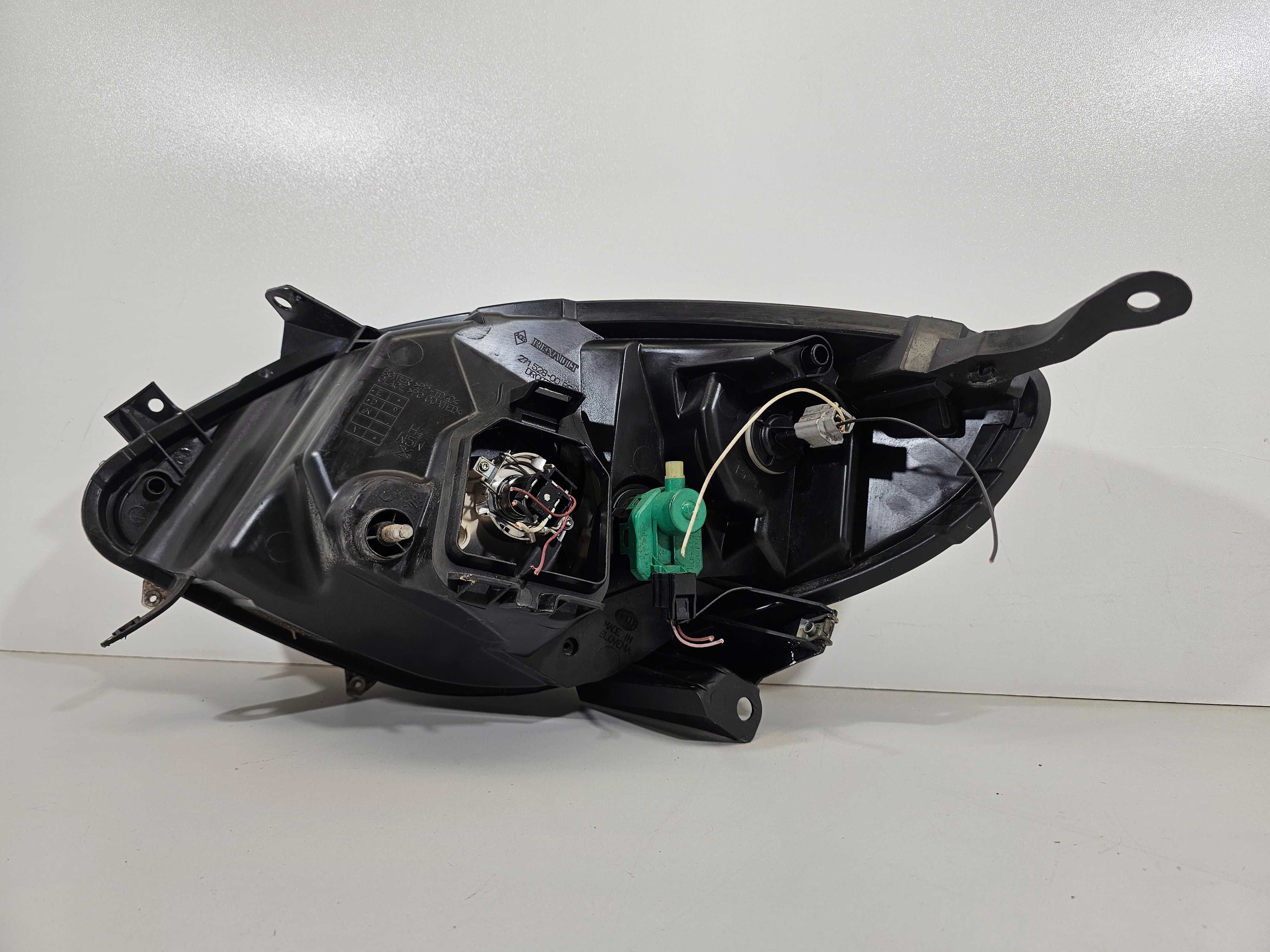 Renault Twingo II 2 06-10r. Lampa Przód Przednia Prawa Europa Stan BDB