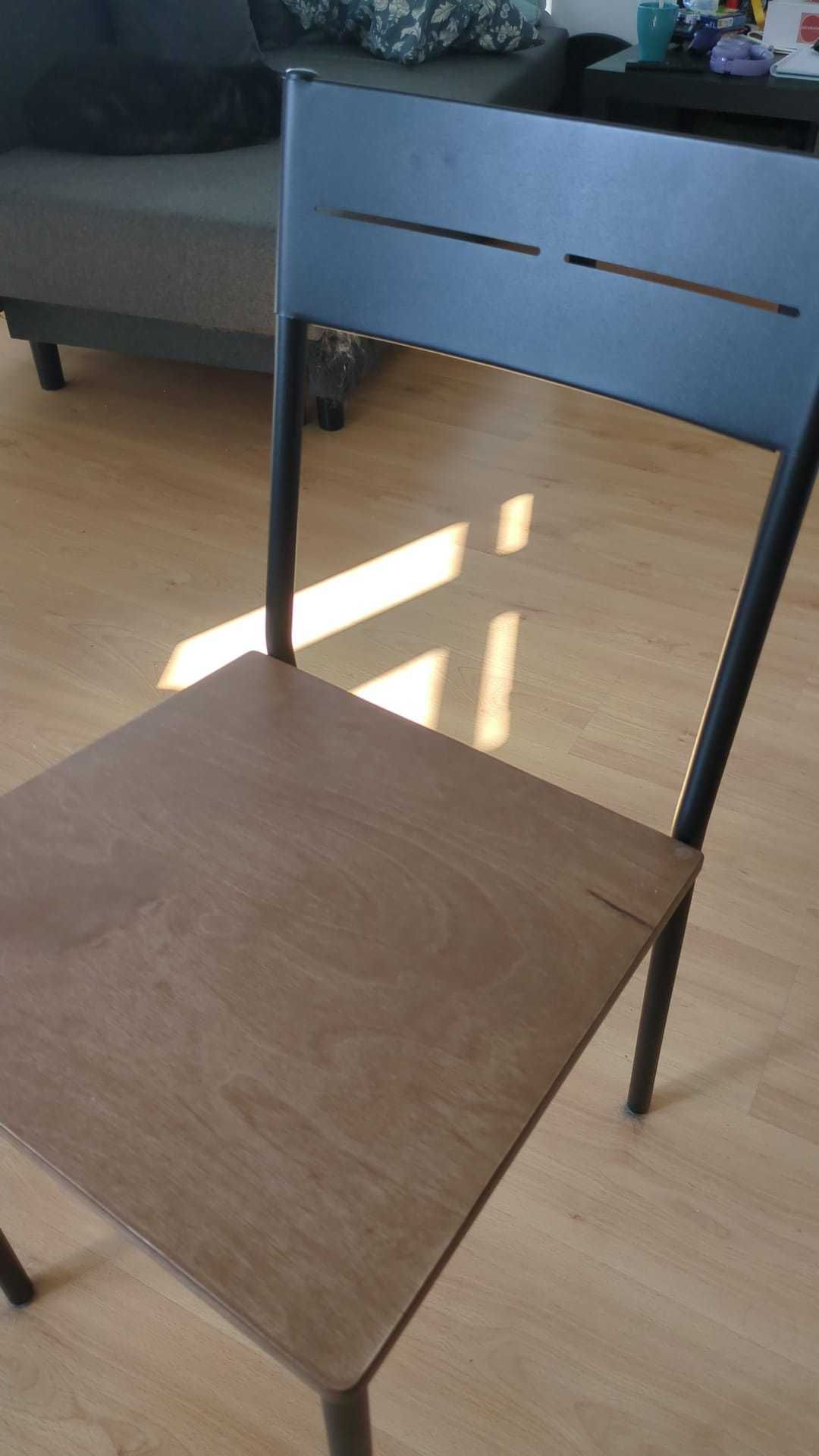 Cadeira Ikea estrutura de metal e madeira (3 disponíveis)