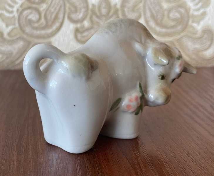 Игрушка "Бычок" 8 см Киев