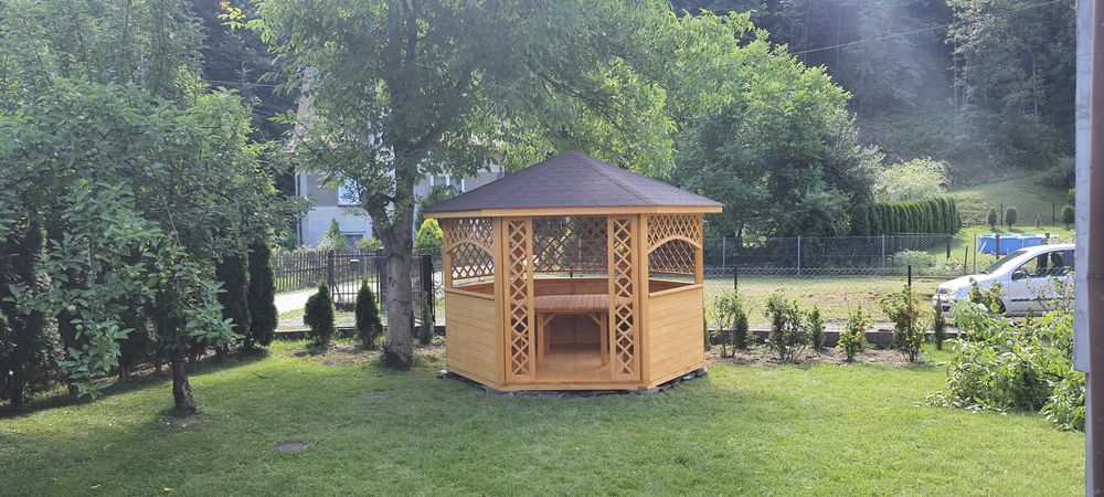 Altana drewniana ogrodowa sześciokątna altanka zadaszenie wiata garaż
