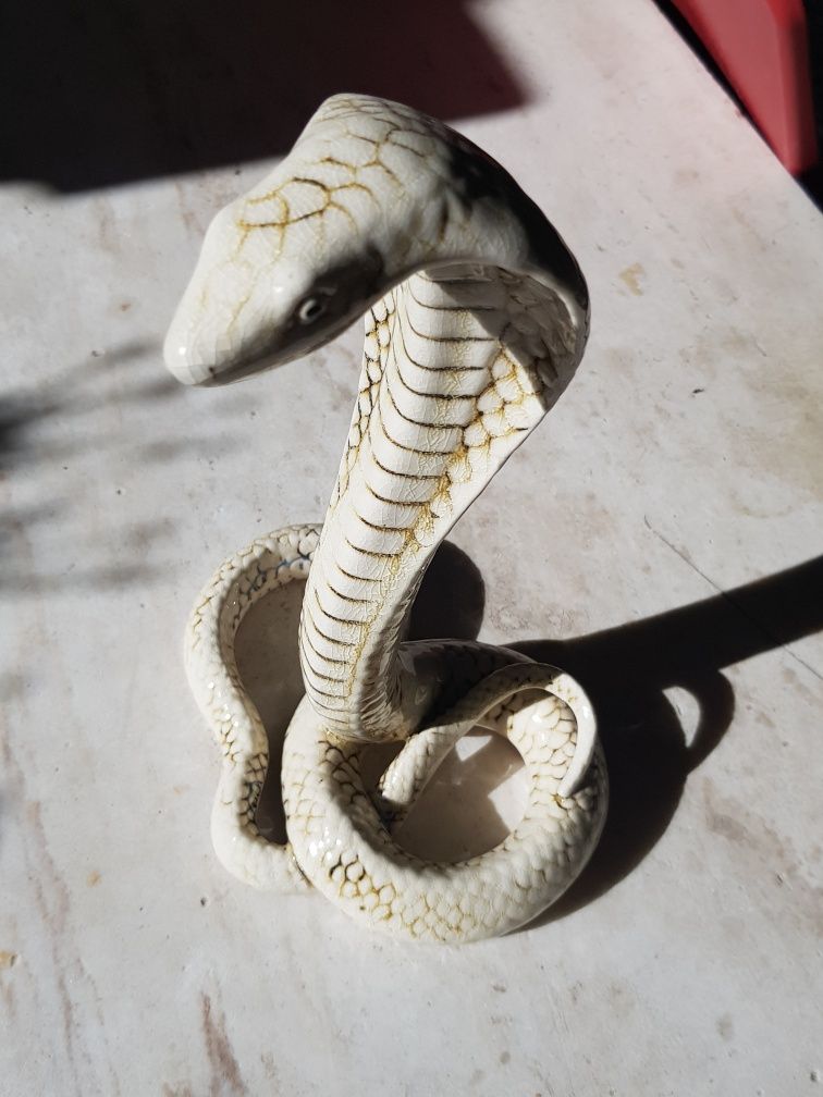 Estátua de serpente / cobra