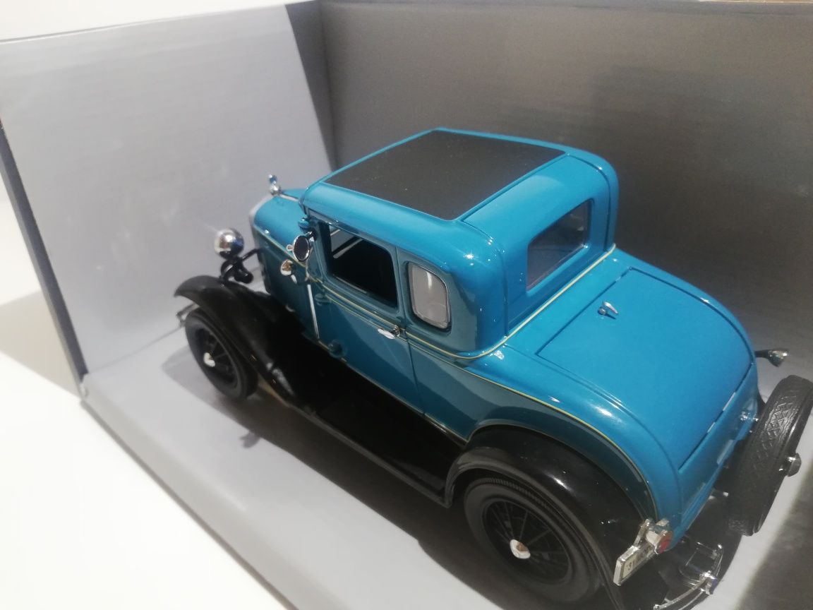 Ford Model A Coupe 1931 1:18 Motor City