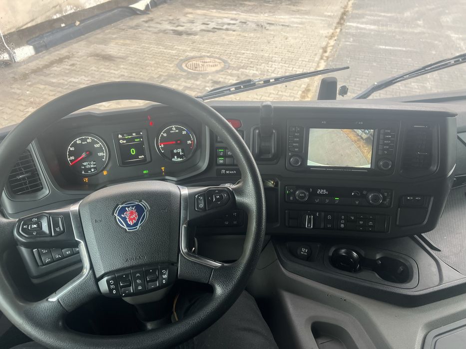 Scania P500/2019/winda/oś skrętna/dmc26t/podgrzewany box/480tys/