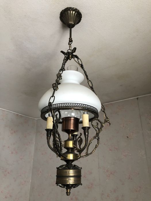 Conjunto de candeeiros antigos