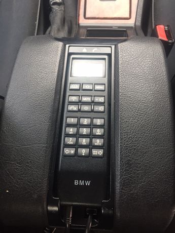 Телефон BMW