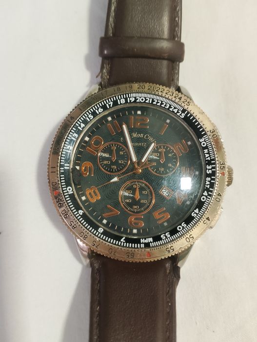 Продаються 2 годинника